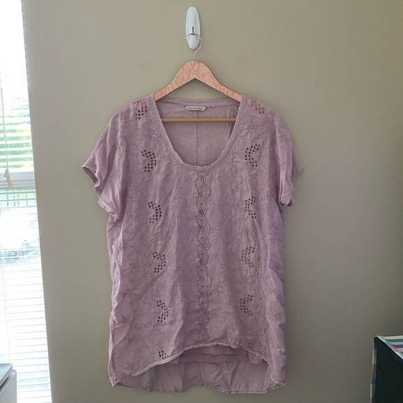 Soft Surroundings Pink Eyelet Sheer Overlay Short Sleeve Tunic Top Size Medium - Picture 1 of 4